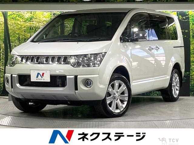 2015 Mitsubishi Delica D5