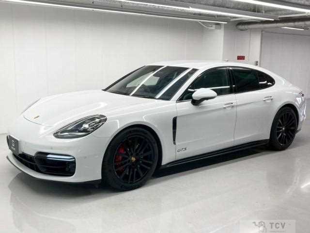 2019 Porsche Panamera