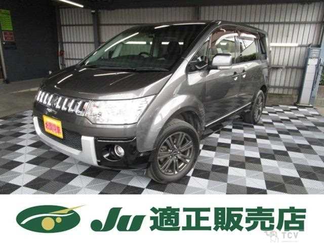 2017 Mitsubishi Delica D5