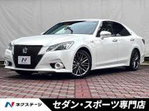 2013 Toyota Crown Hybrid