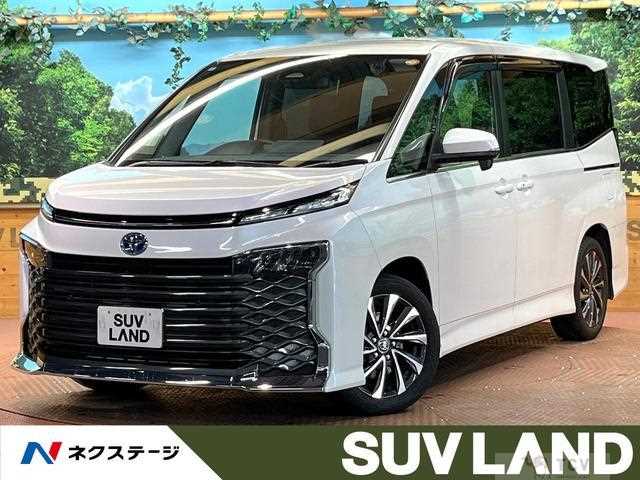 2022 Toyota Voxy