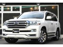 2017 Toyota Land Cruiser