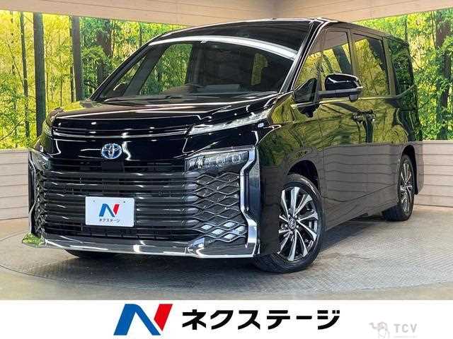 2022 Toyota Voxy