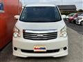2012 Toyota Noah