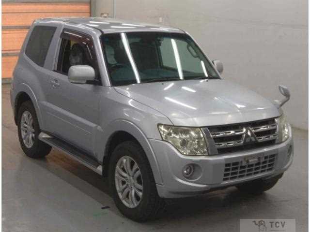 2013 Mitsubishi Pajero