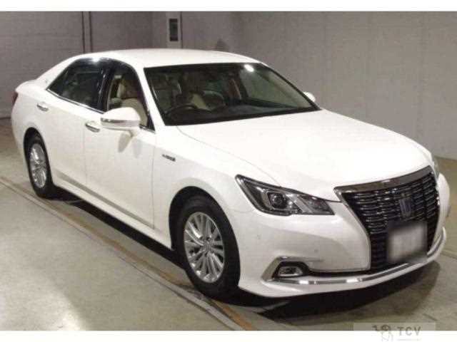2016 Toyota Crown Hybrid