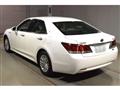 2016 Toyota Crown Hybrid