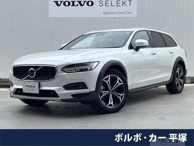 2022 Volvo V90