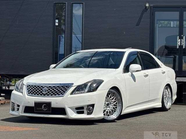 2011 Toyota Crown
