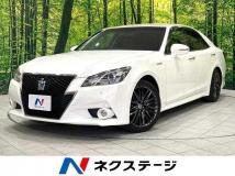 2015 Toyota Crown Hybrid
