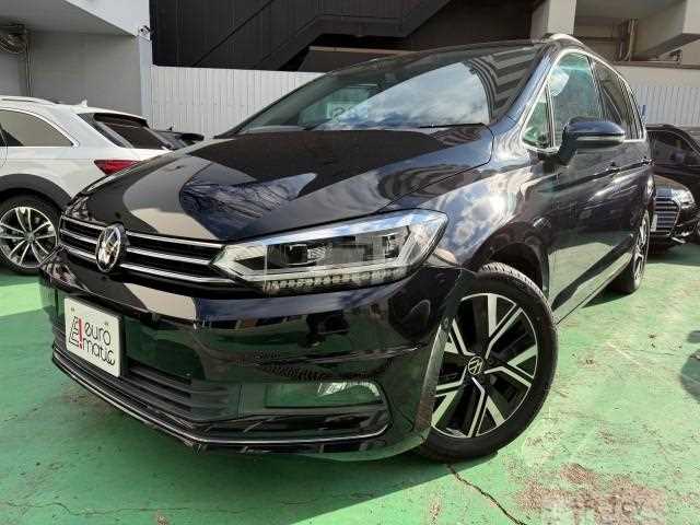 2021 Volkswagen Golf Touran
