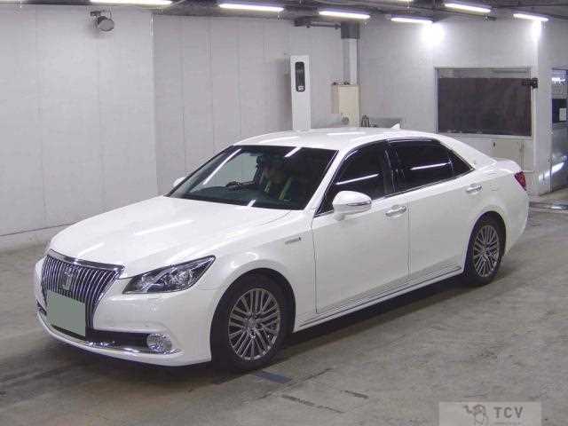2015 Toyota Crown Majesta