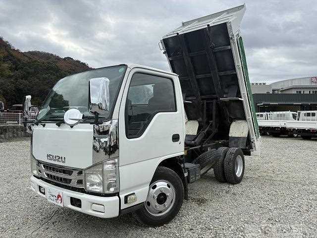 2013 Isuzu Elf Truck