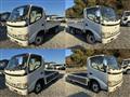 2004 Toyota Dyna Truck