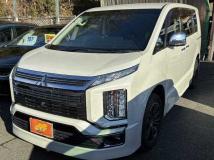 2019 Mitsubishi Delica D5