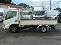 2004 Toyota Dyna Truck