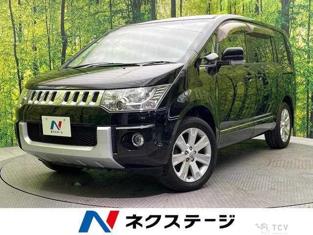 2013 Mitsubishi Delica D5