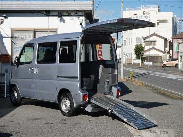2014 Mitsubishi Minicab Van