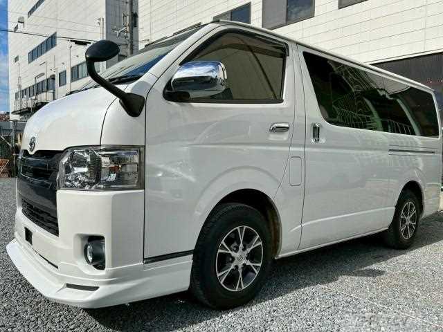 2018 Toyota Regiusace Van