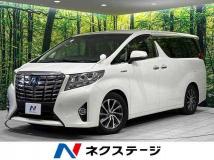 2015 Toyota Alphard Hybrid