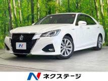 2016 Toyota Crown Hybrid