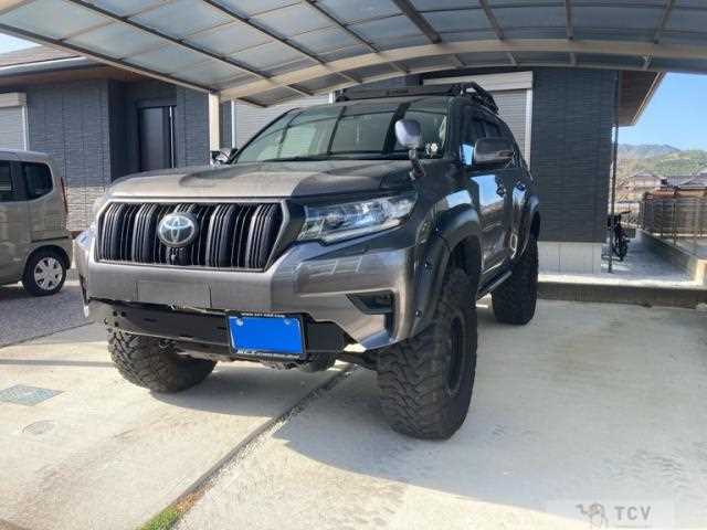 2021 Toyota Land Cruiser Prado