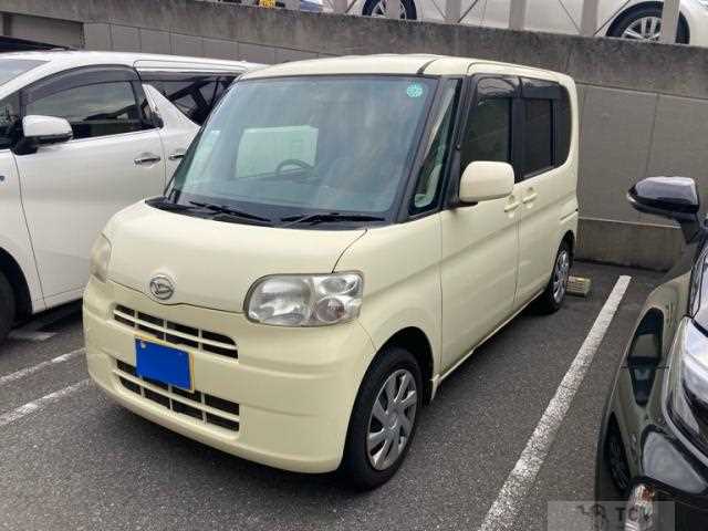 2011 Daihatsu Tanto