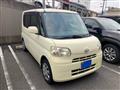 2011 Daihatsu Tanto