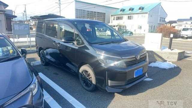 2016 Toyota Voxy