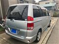 2005 Toyota Noah