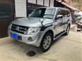 2011 Mitsubishi Pajero