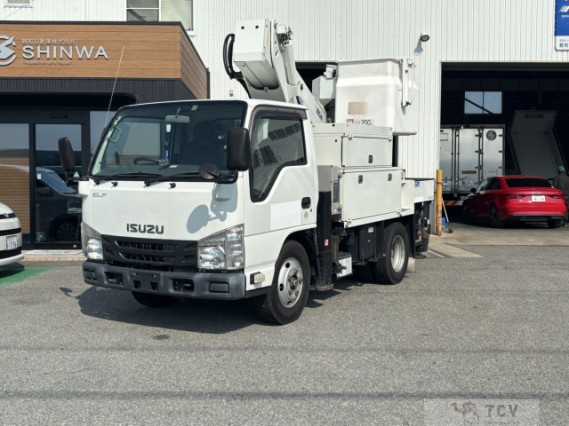 2015 Isuzu Elf Truck