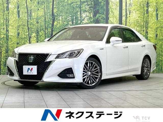 2017 Toyota Crown Hybrid