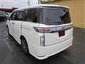 2015 Nissan Elgrand