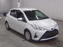 2017 Toyota Vitz