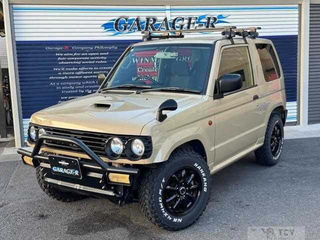 2005 Mitsubishi Pajero Mini