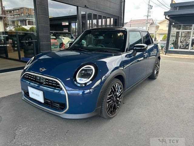 2025 BMW MINI