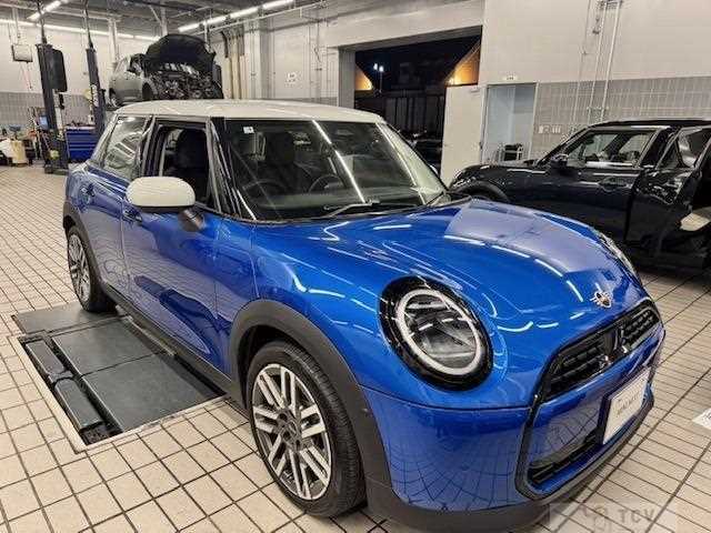 2025 BMW MINI