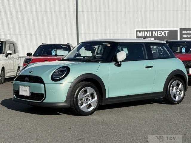2024 BMW MINI