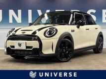 2022 BMW MINI
