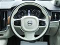 2017 Volvo S90