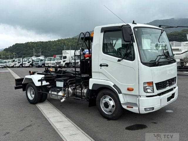 2024 Mitsubishi Fuso Fighter