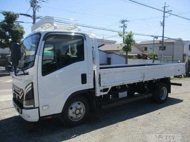 2023 Isuzu Elf Truck