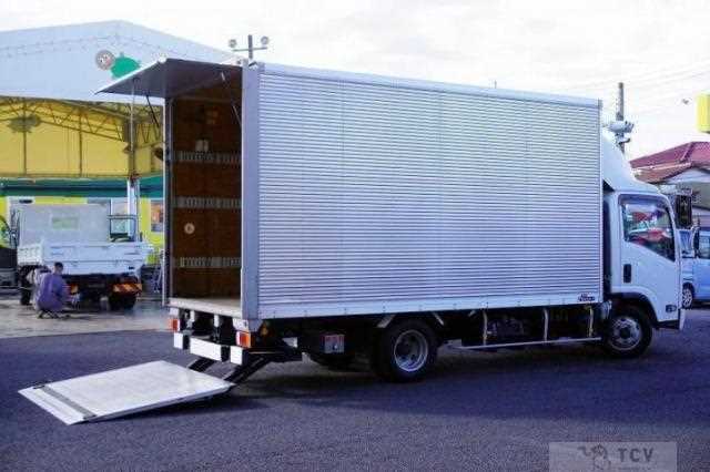 2019 Isuzu Elf Truck