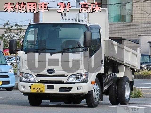 2025 Hino Dutro