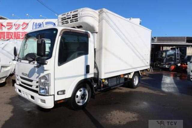 2020 Isuzu Elf Truck