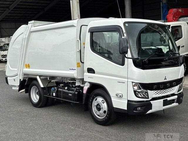 2025 Mitsubishi Fuso Canter