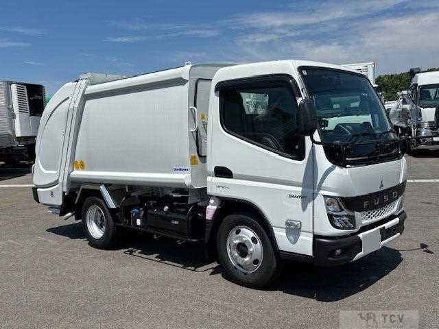2025 Mitsubishi Fuso Canter