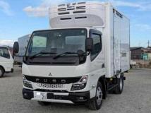 2025 Mitsubishi Fuso Canter