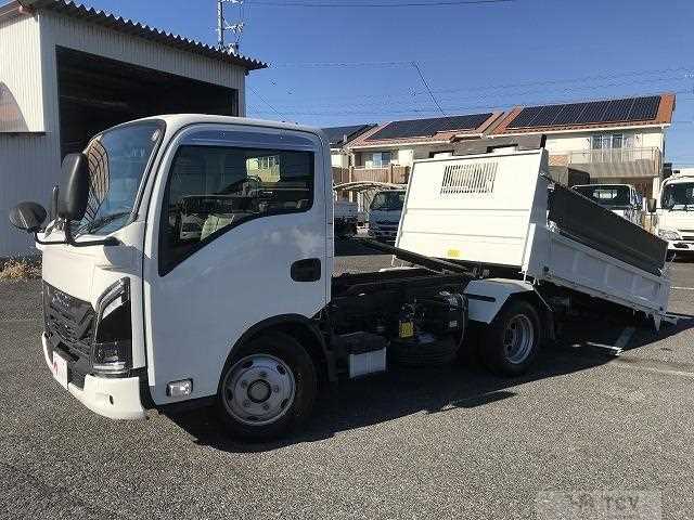 2023 Isuzu Elf Truck